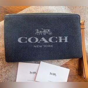 COACH Large Woven Denim COACH LOGO Leather Strap Corner Zip Wristlet NWOT $128